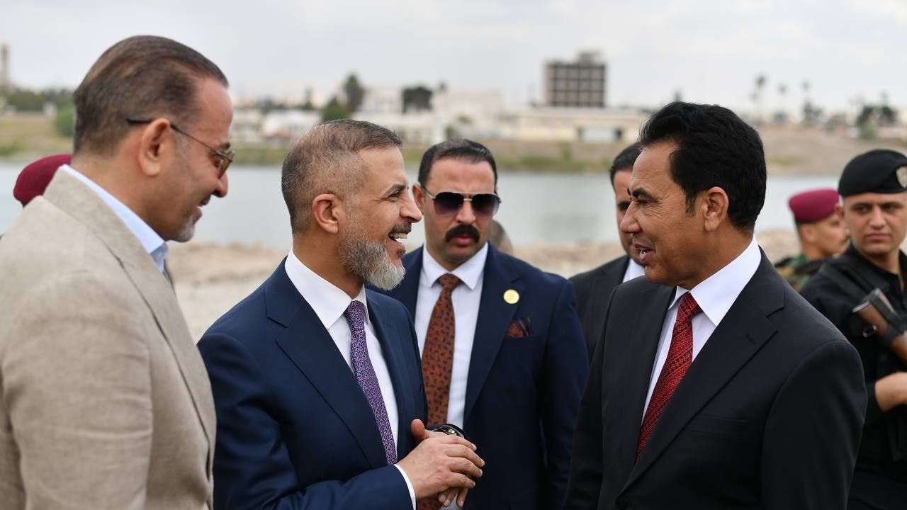 الواجهة النهرية