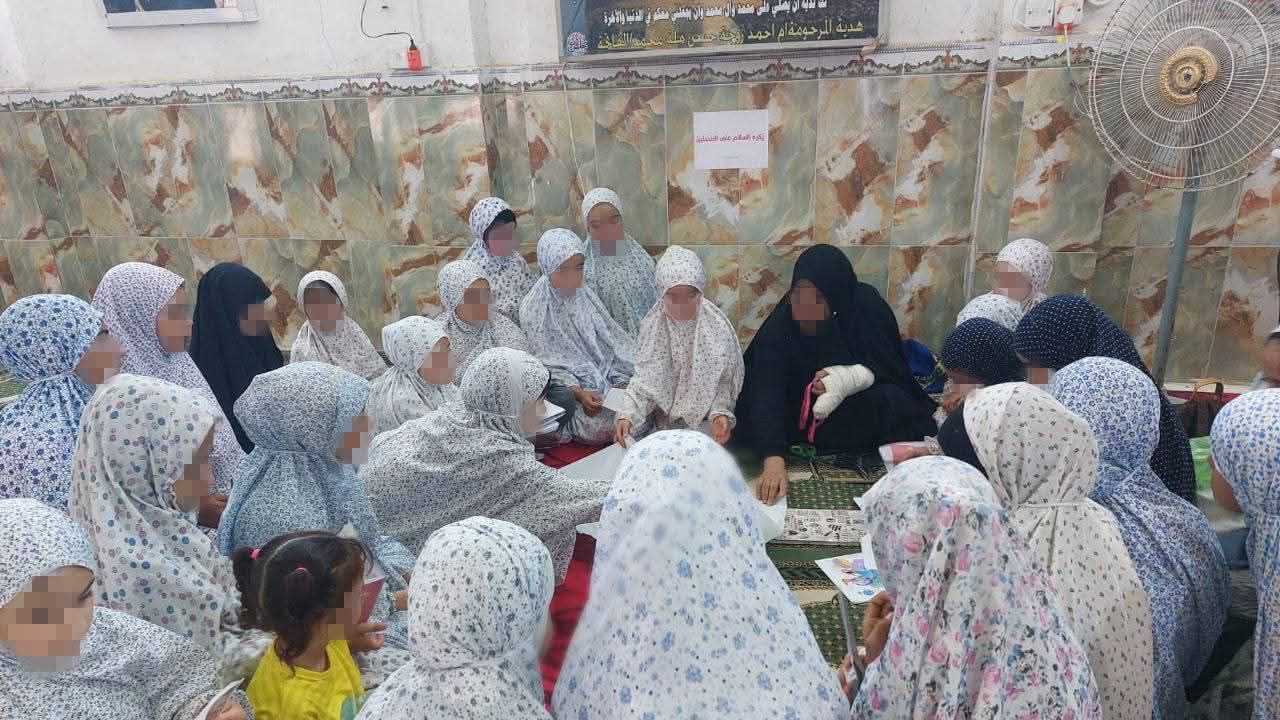 فتيات الكشافة
