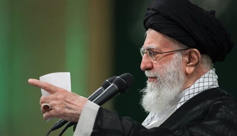 السيد الخامنئي