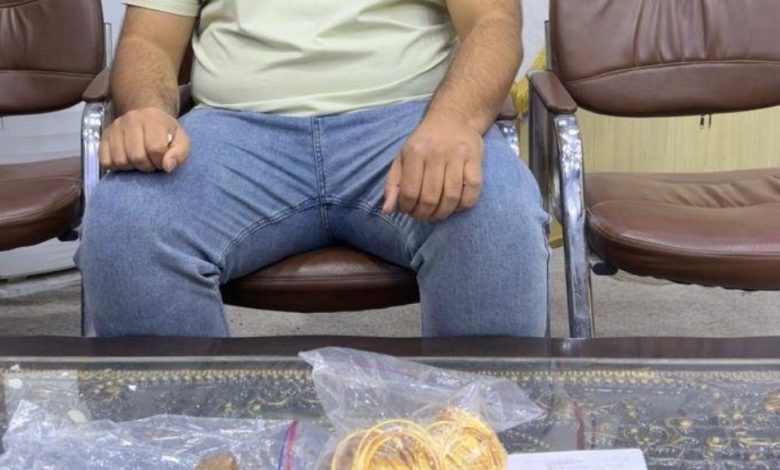 مسافر أجنبي