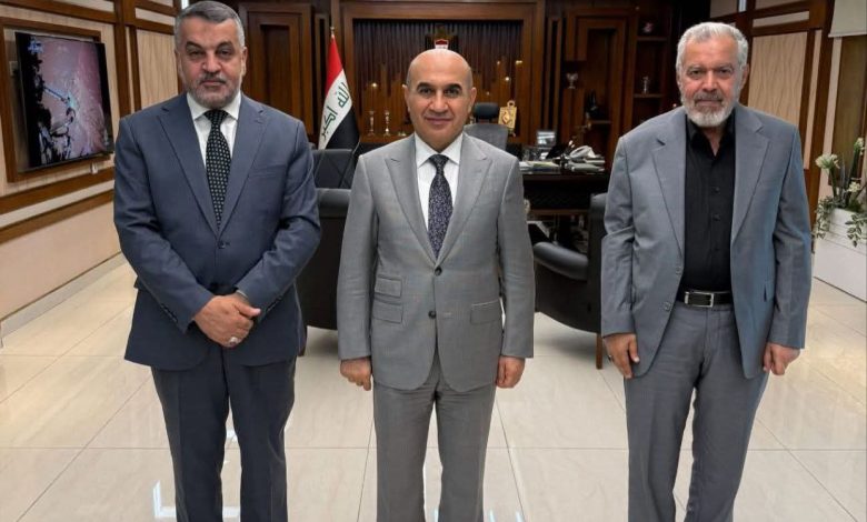النائب حسن الاسدي وزير الإعمار يبحثان عدداً من المواضيع المهمة
