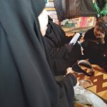 مجمع المبلّغات الرساليات في الرميثة يواكب مسيرة الزائرات نحو كربلاء بفعاليات توعوية ودينية