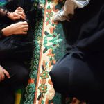 مجمع المبلّغات الرساليات في الرميثة يواكب مسيرة الزائرات نحو كربلاء بفعاليات توعوية ودينية
