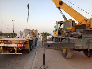 عمليات بغداد تفتتح طريق جديد وترفع عدد من الكتل الكونكريتية في جانب الكرخ