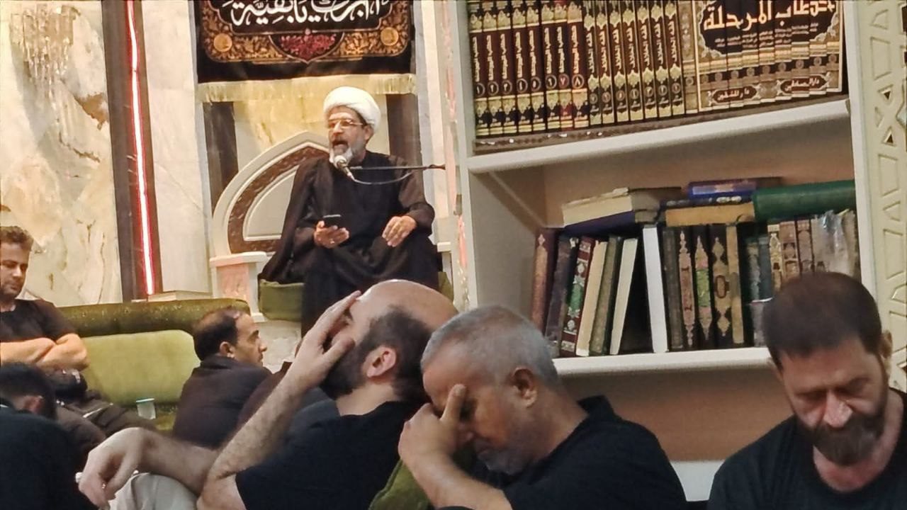 مجلساً حسينياً