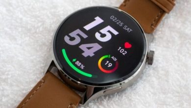 ساعتها الذكية