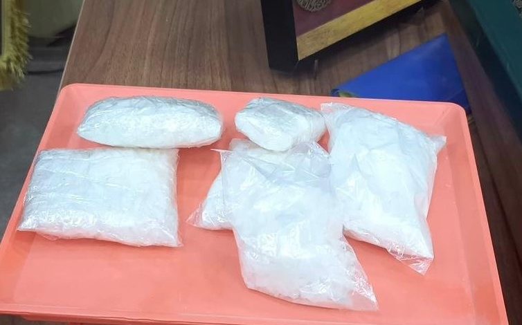 مادة الكريستال