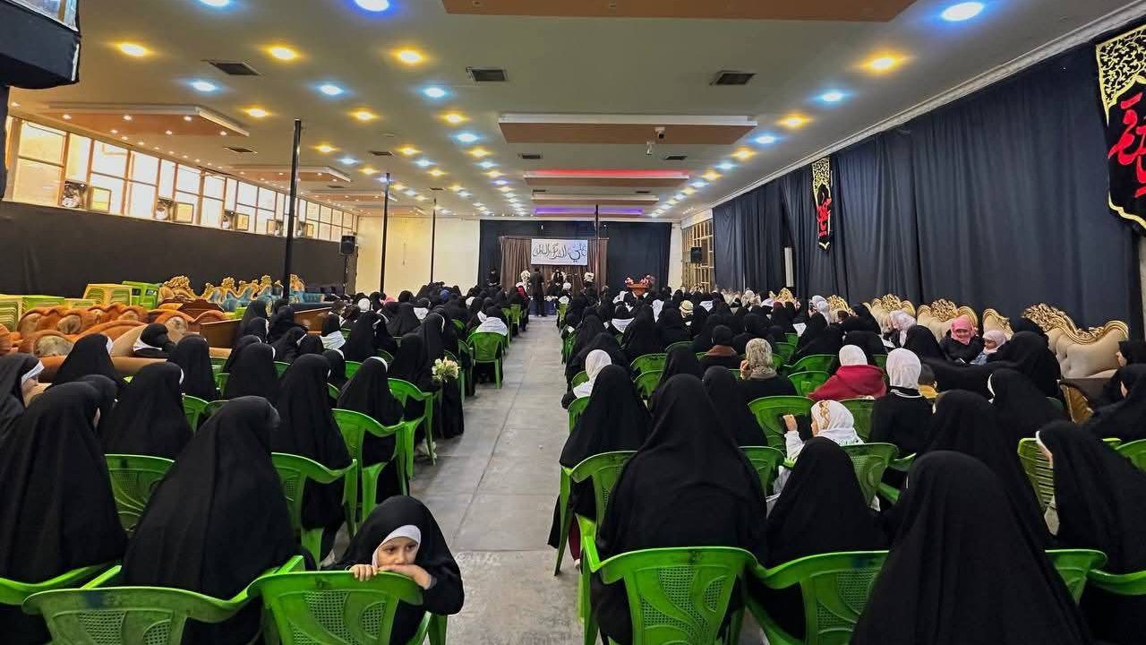 محفلاً قرآنياً