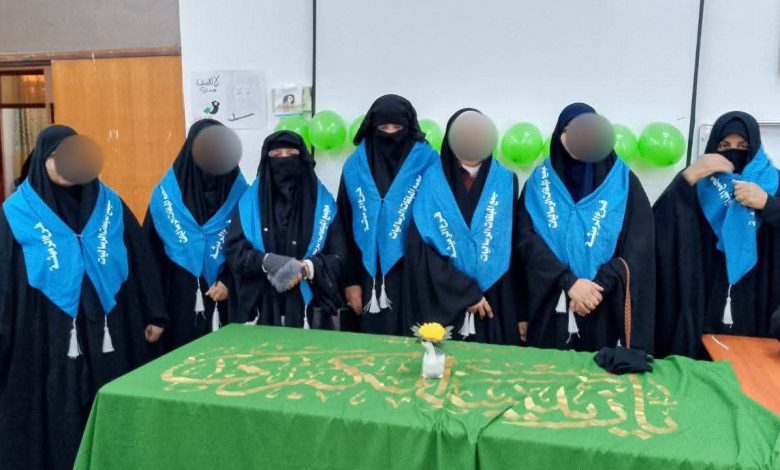 محفلاً دينياً