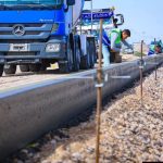 بدء أعمال التوسعة ورصف القالب الجانبي لطريق النهروان – الجسر الفرنسي في قضاء المدائن