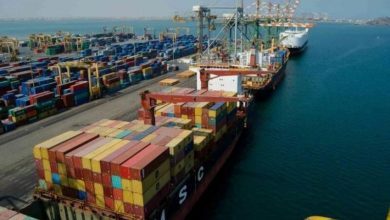 الموانئ التجارية