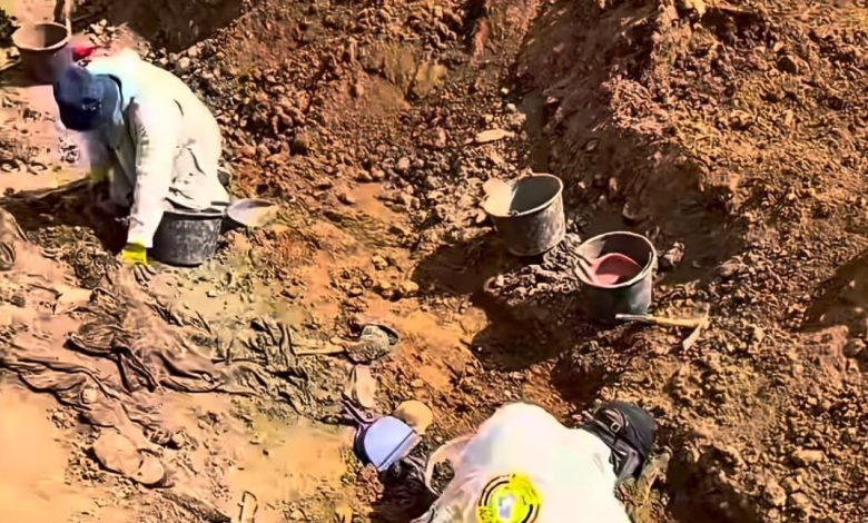 مقابر جماعية