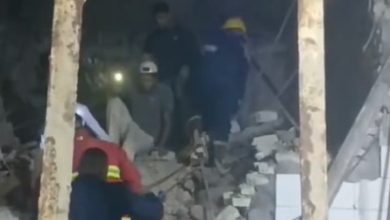 إنقاذ عاملين
