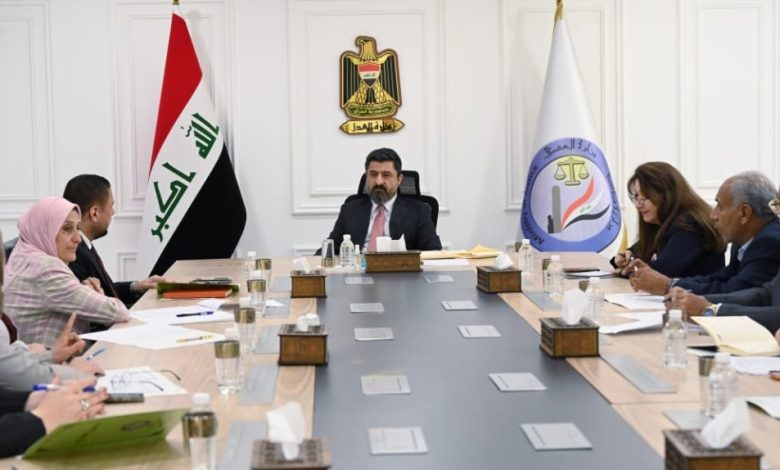 القاصرين