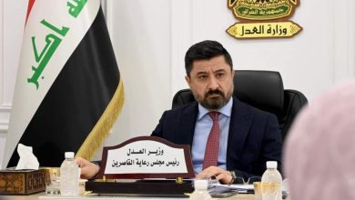 الأحداث