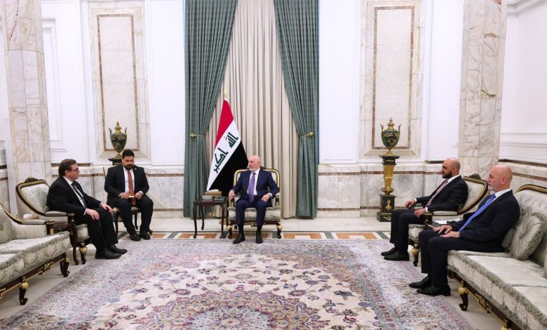 البلدين