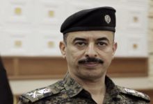 المحتجزين