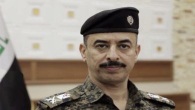 المحتجزين